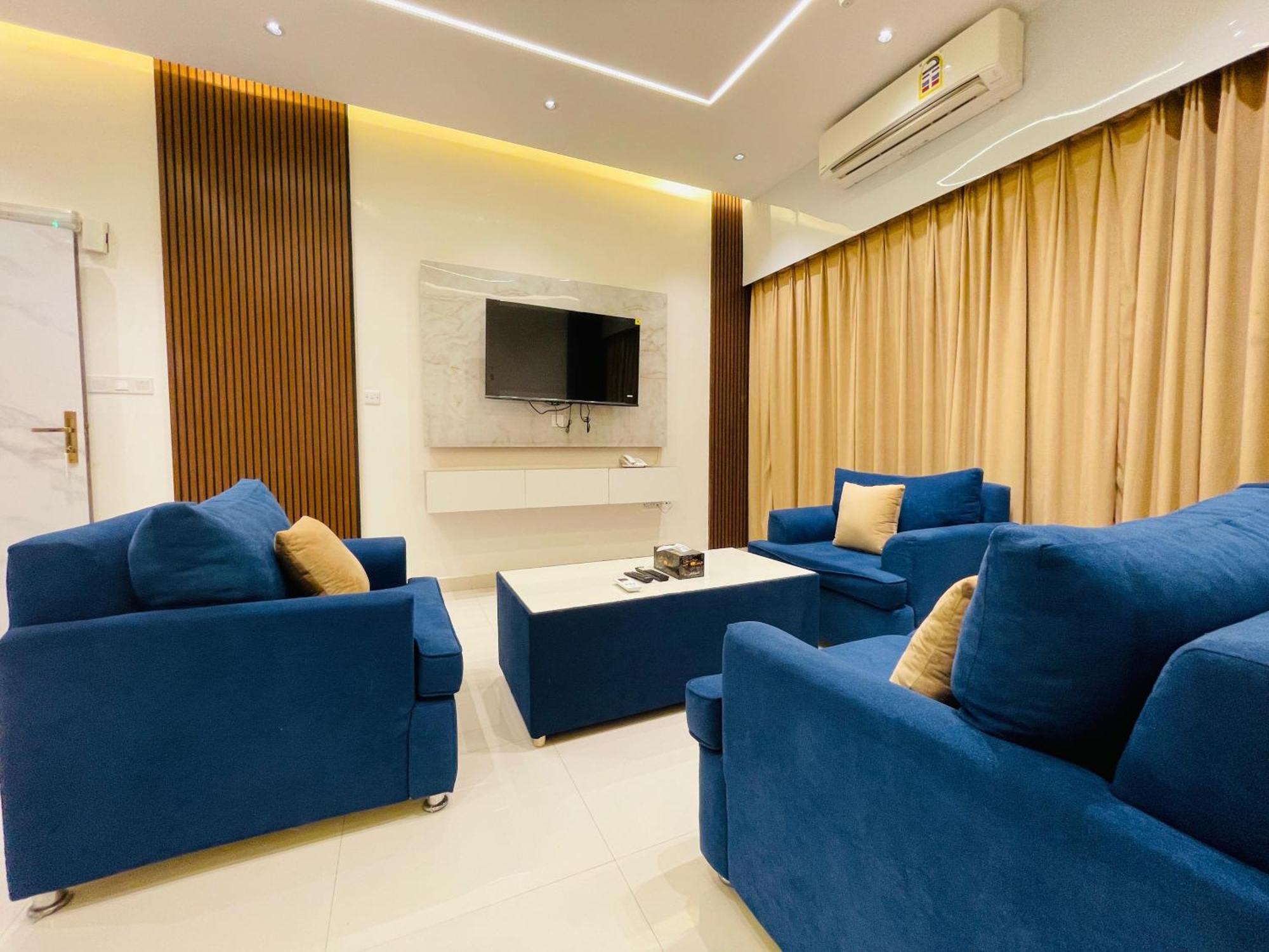 Mabahj Garnatha Hotel Apartments Sohar Eksteriør billede