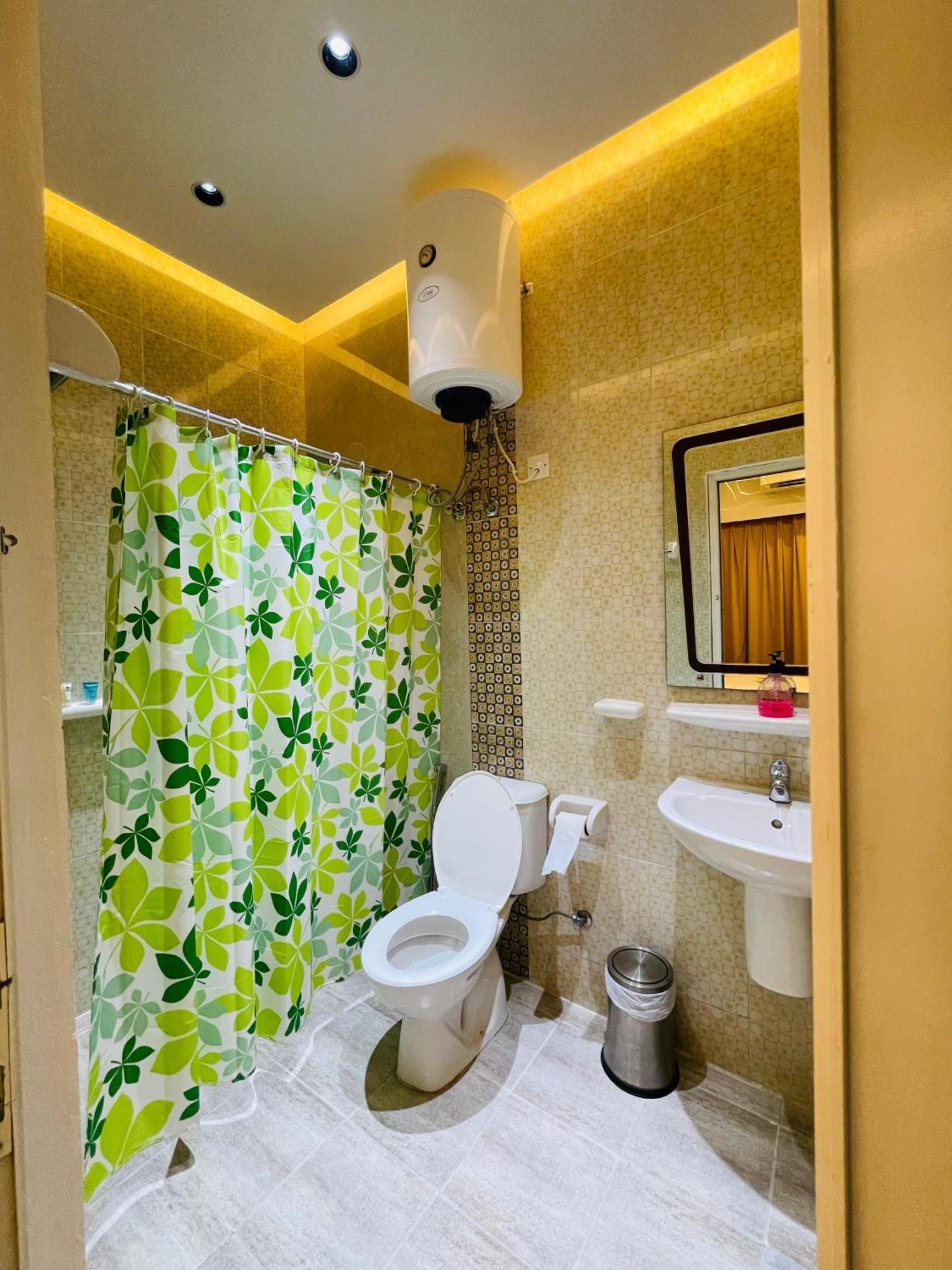 Mabahj Garnatha Hotel Apartments Sohar Eksteriør billede