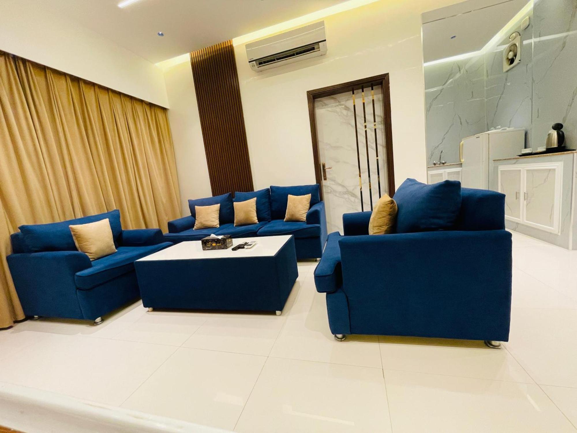 Mabahj Garnatha Hotel Apartments Sohar Eksteriør billede